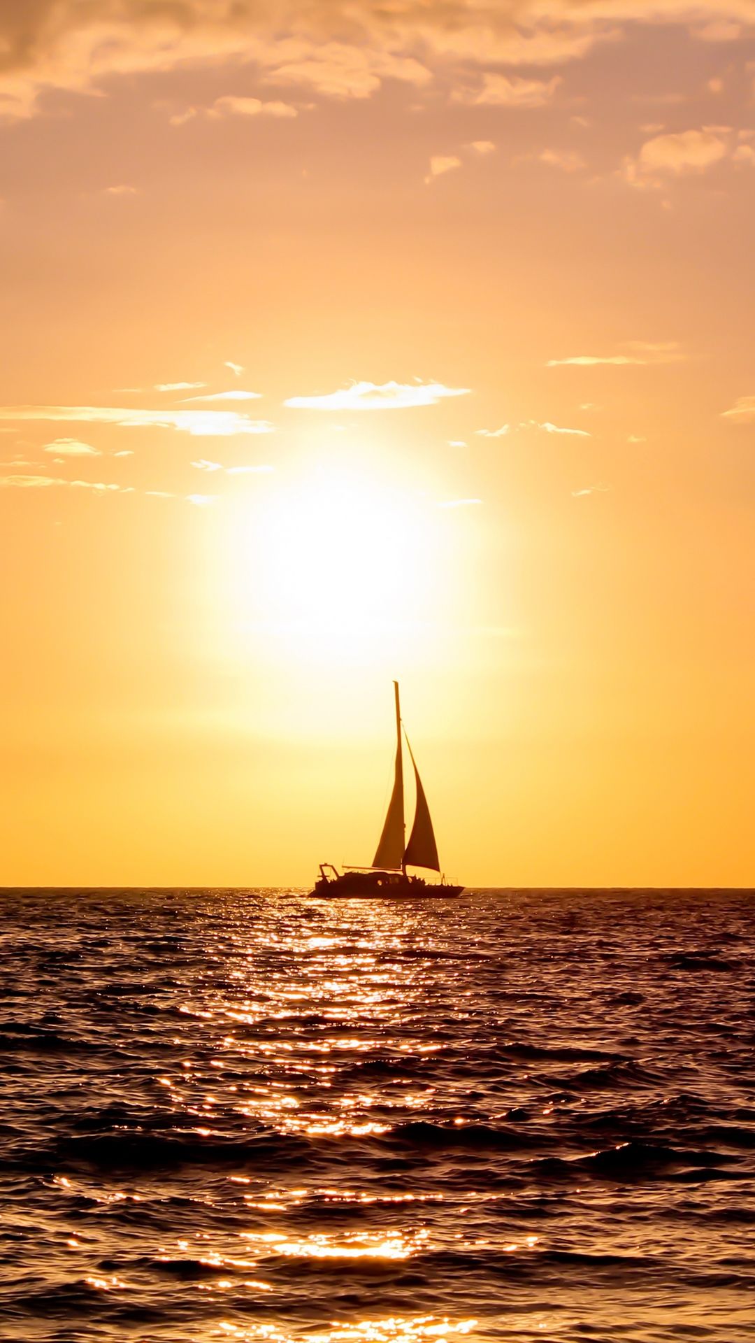 Sailboat Wallpaper Iphone - HD Wallpaper 