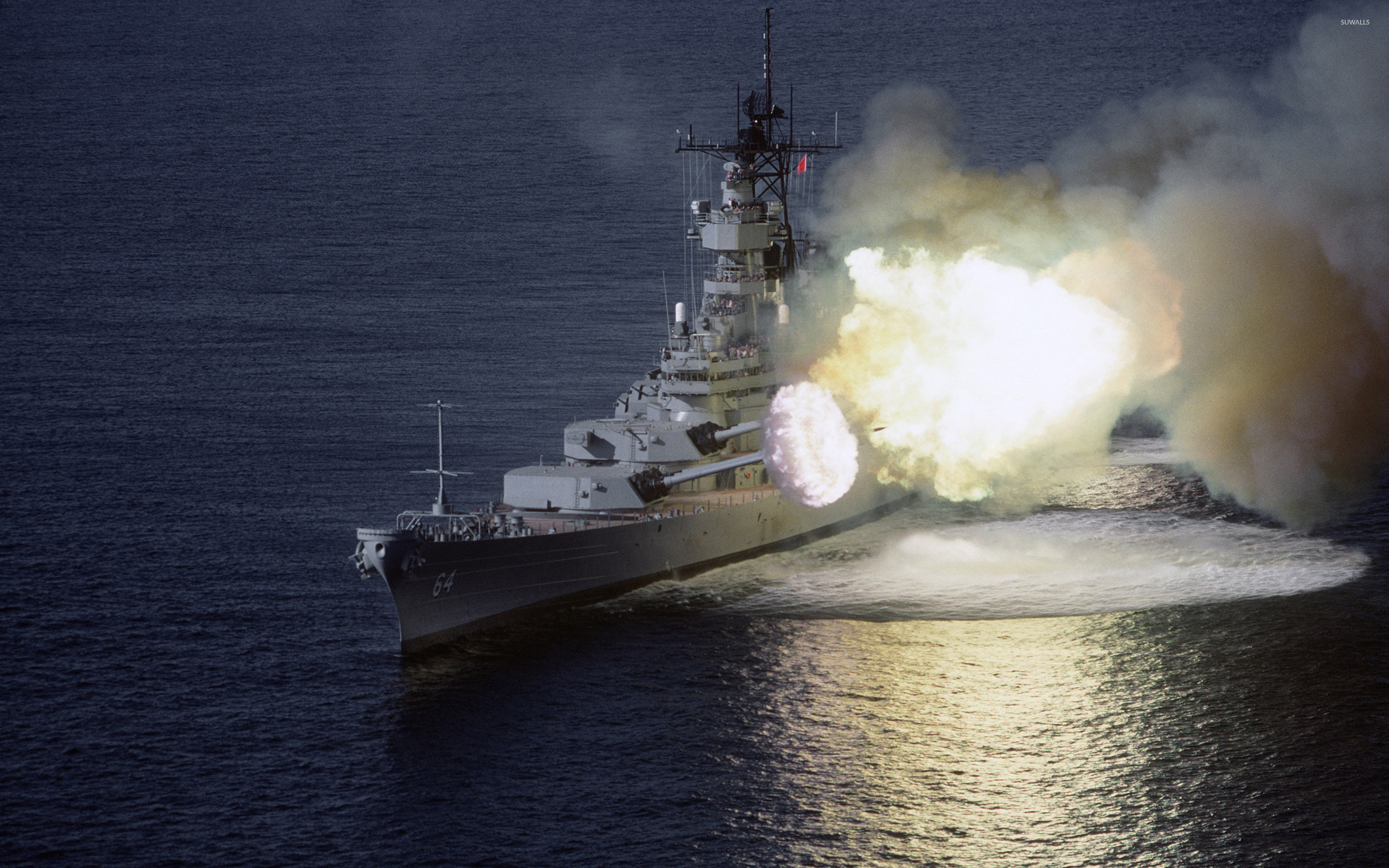 Uss Wisconsin Firing - HD Wallpaper 