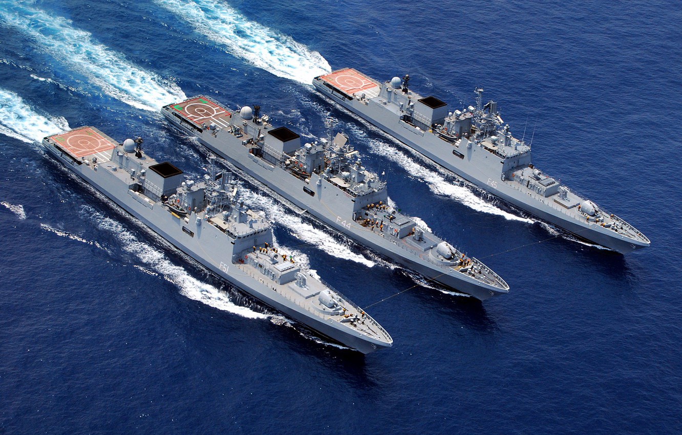 Photo Wallpaper Frigates, On The Go, The Indian Navy - Indian Navy Day 2019  - 1332x850 Wallpaper 