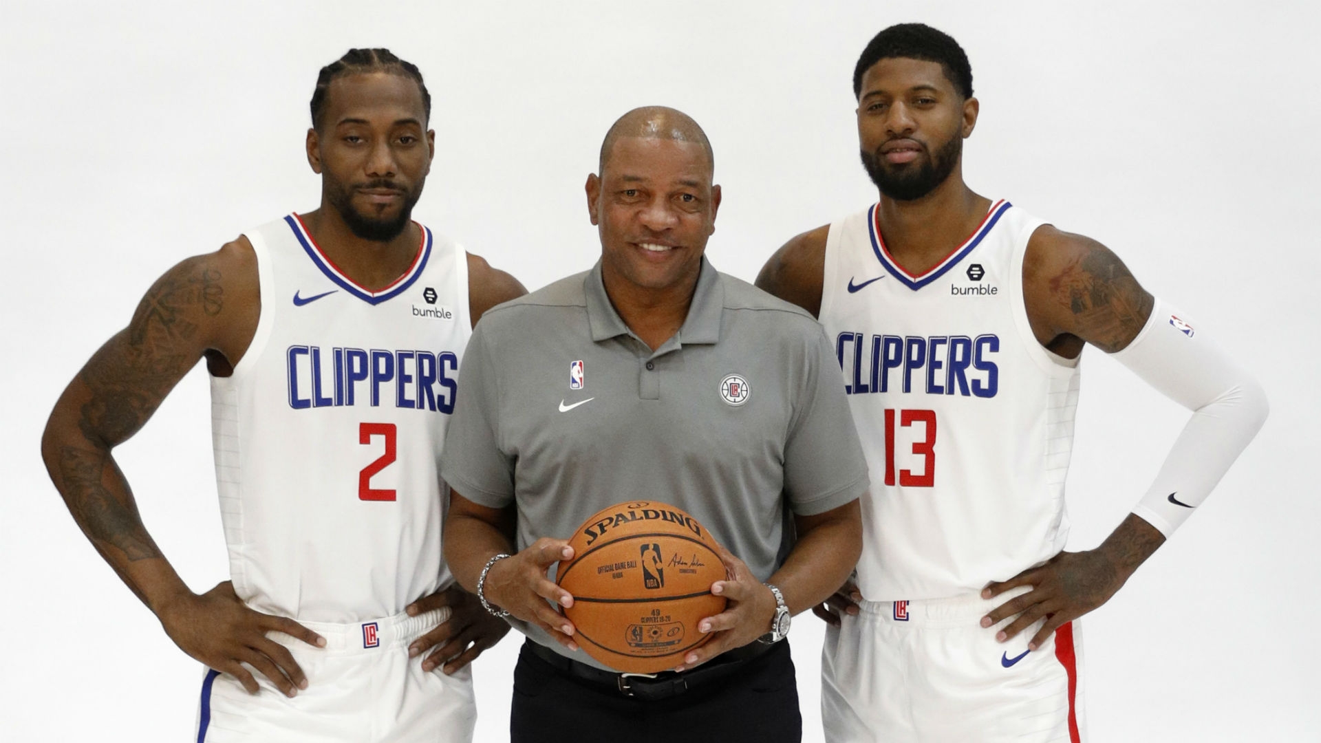 Kawhi Leonard , Doc Rivers (middle), Paul George (right) - Clippers Media Day 2019 - HD Wallpaper 