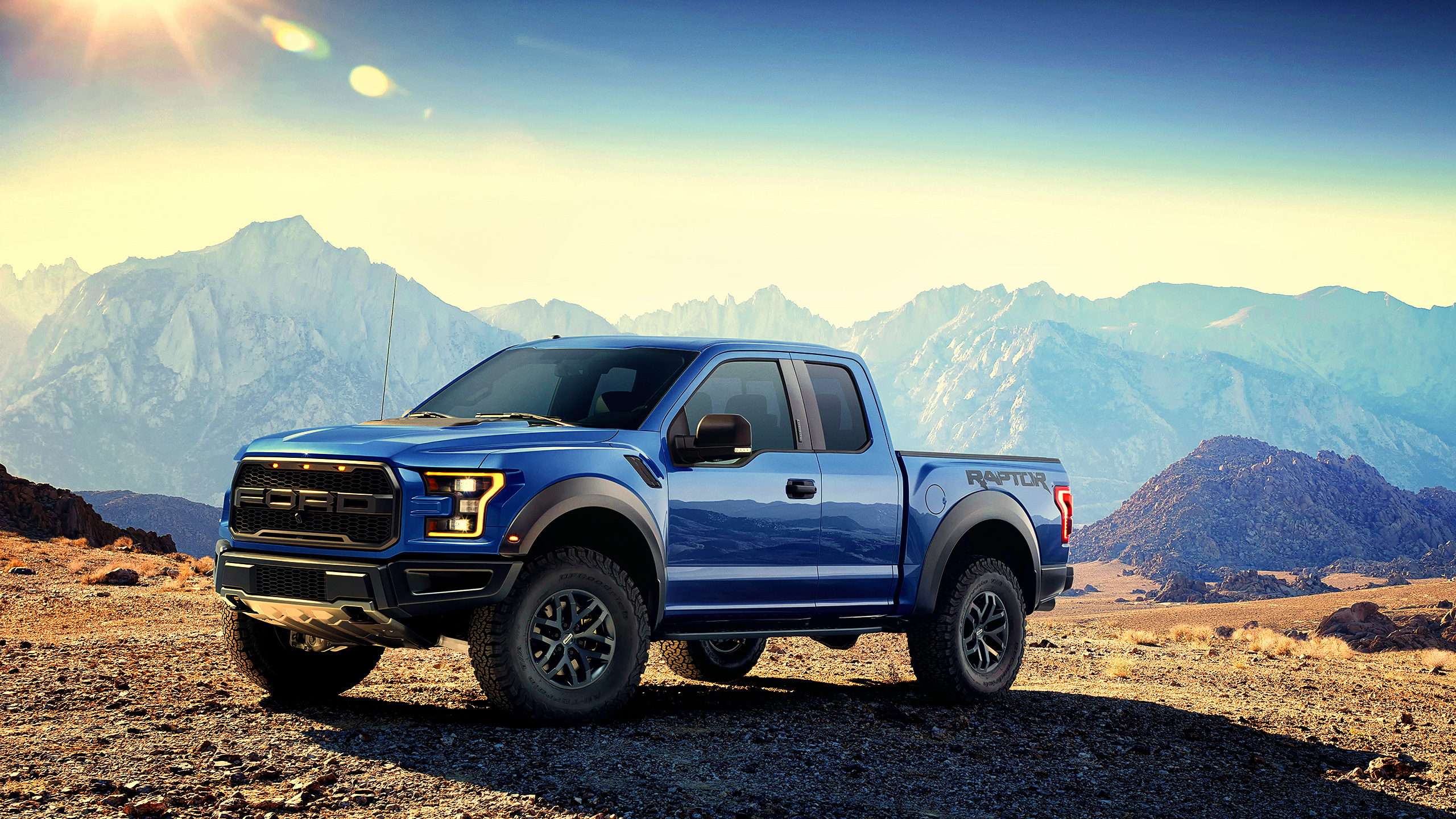 2017 Ford F150 Raptor - HD Wallpaper 