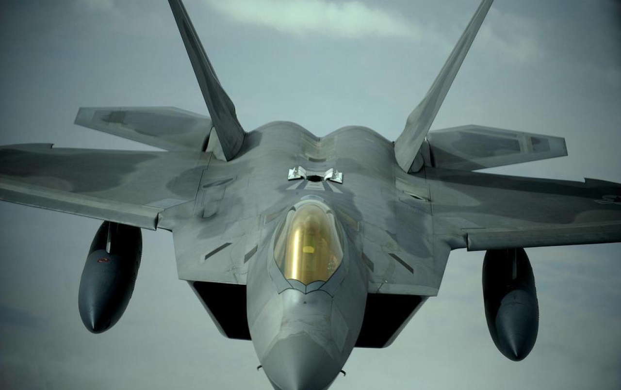 Lockheed Martin F-22 Raptor Wallpapers - M61 Vulcan F 22 - HD Wallpaper 