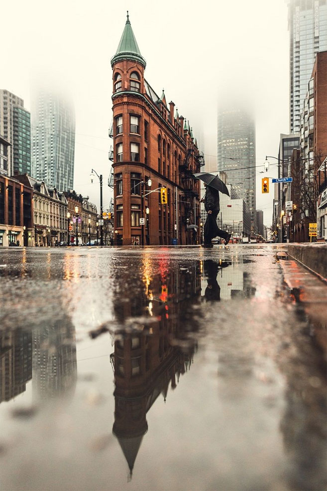 100 Awesome Iphone Wallpaper To Download ,winter Iphone - Downtown Toronto - HD Wallpaper 