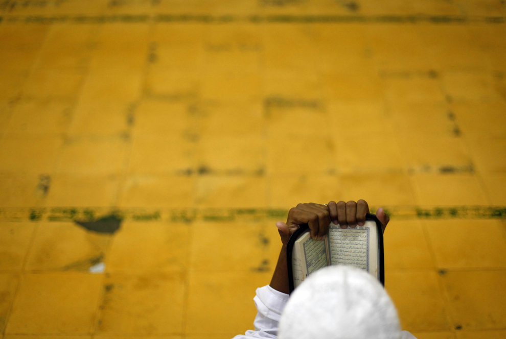 Allah Help Is Near - HD Wallpaper 