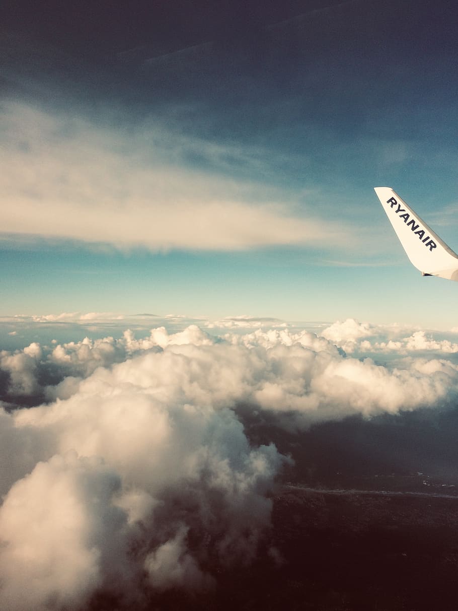 Plane S Tail Near Clouds, Aeroplane, Aircraft, Airplane, - Poze Avion - HD Wallpaper 