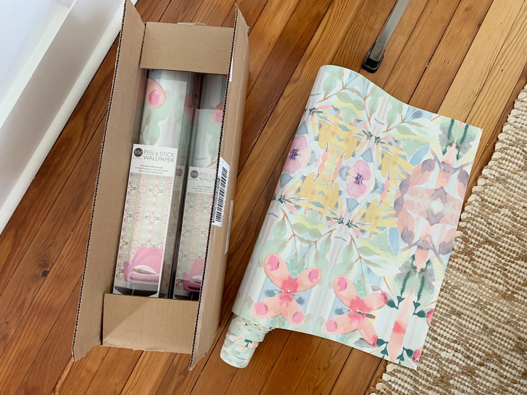 Synchronized Peel And Stick Wallpaper In Packaging - Plywood - HD Wallpaper 