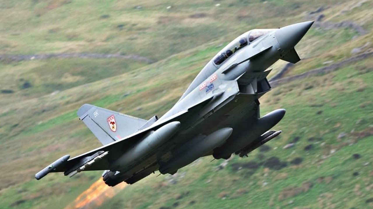 Hd Airplane Wallpapers, Aircraft Photos, Planes, Flight, - Air Jet Images In Hd - HD Wallpaper 