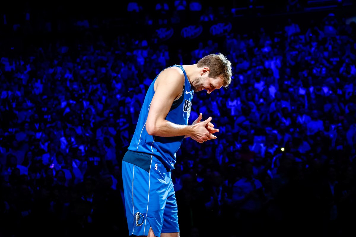 Dirk Nowitzki - HD Wallpaper 