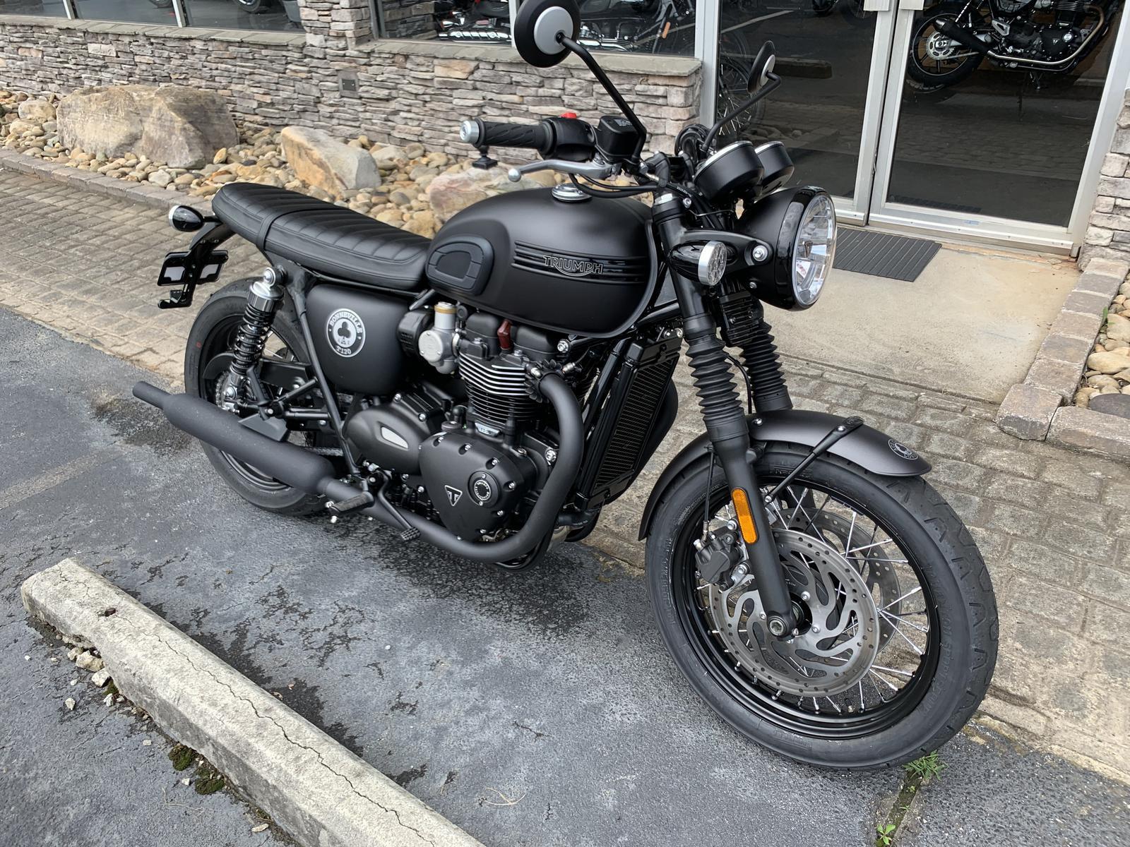 Triumph Bonneville T120 Ace - HD Wallpaper 