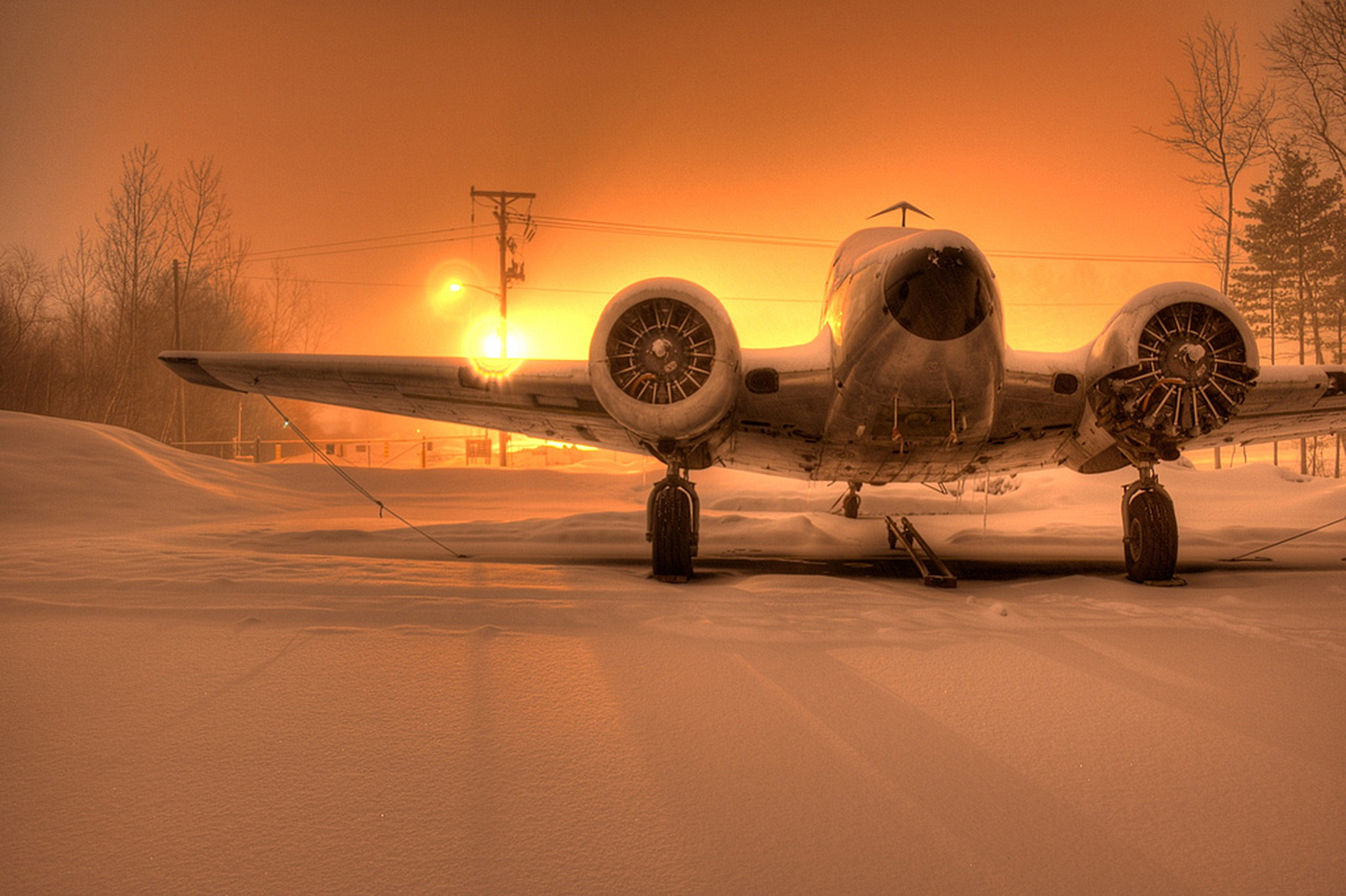 Old Plane Wallpaper Hd - HD Wallpaper 