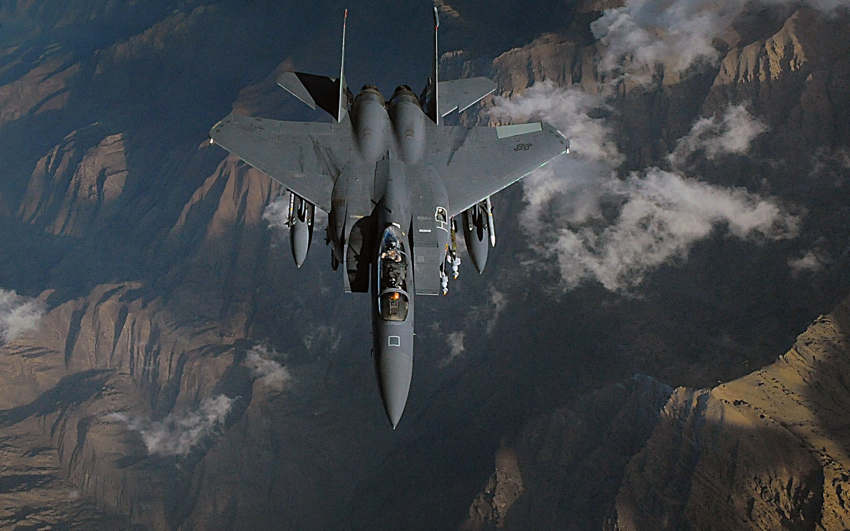 Download Hq F-15 Strike Eagle Military Airplanes Wallpaper - F 15 E Over  Afghanistan - 1680x1050 Wallpaper 