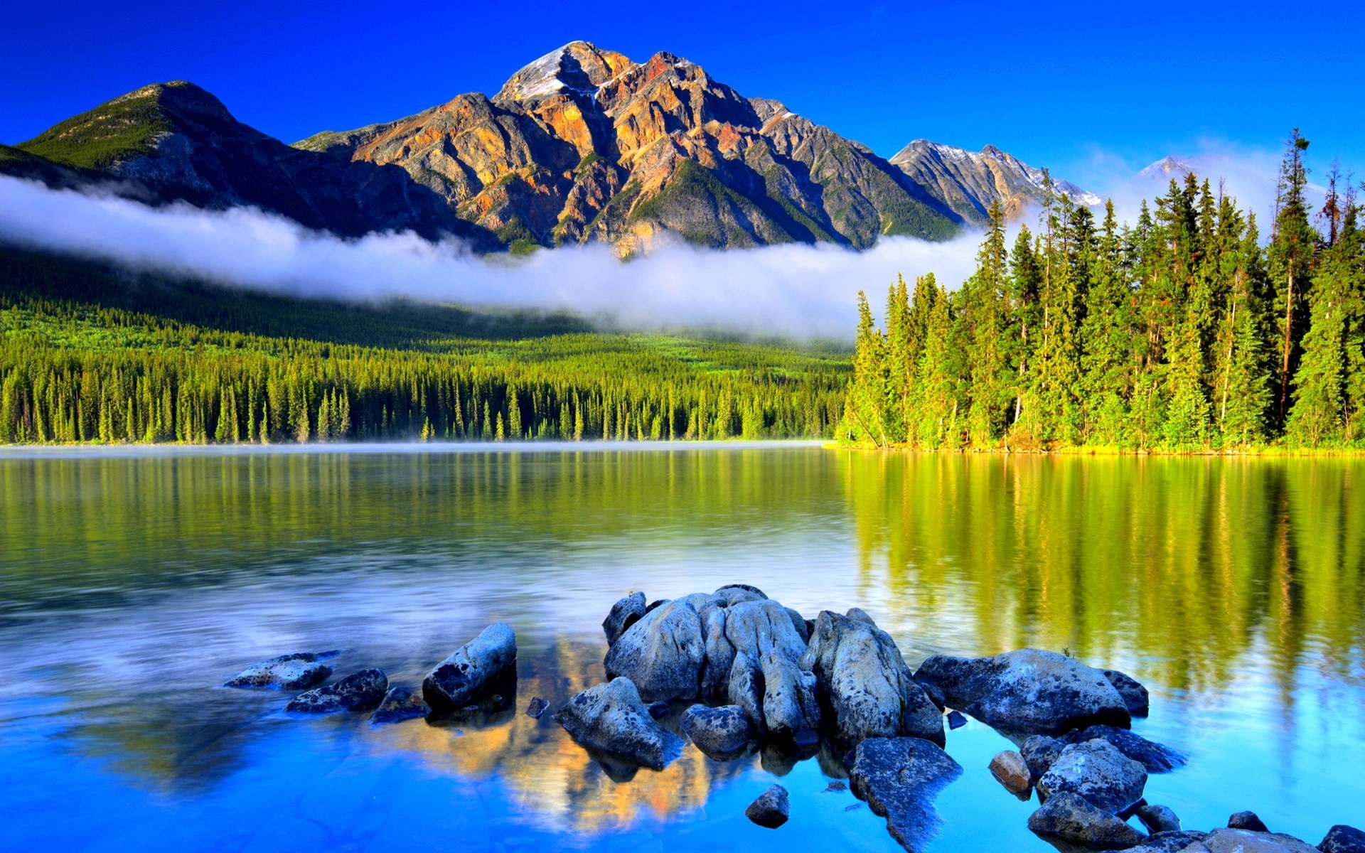 Preview Amazing Mountain Range Wallpaper - HD Wallpaper 