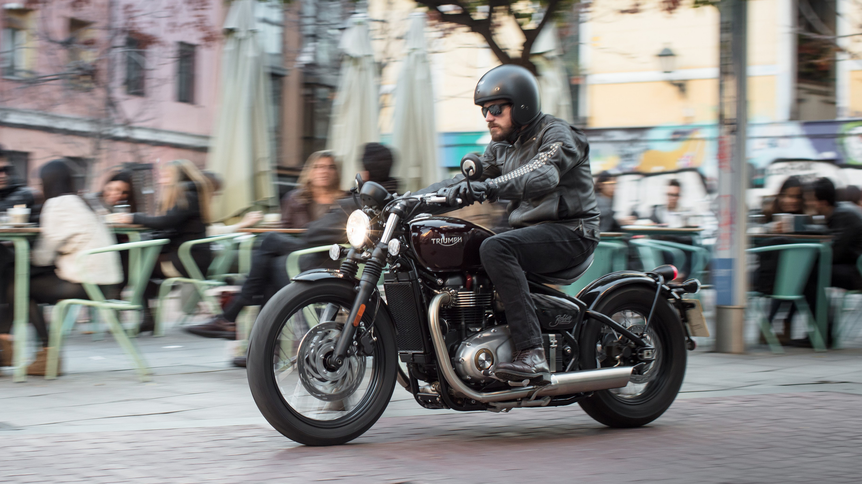 Triumph Bonneville Bobber Review - HD Wallpaper 