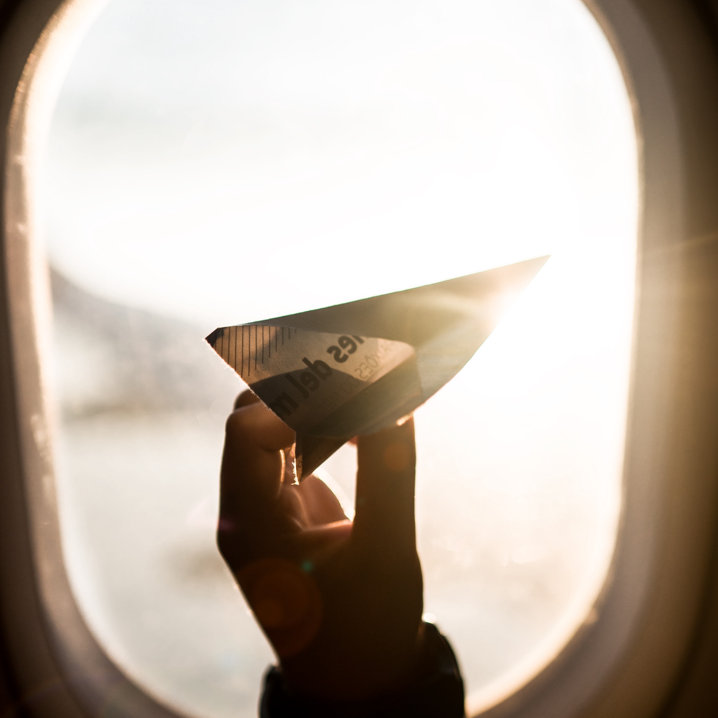 Wallpaper Porthole, Paper Airplane, Window, Sunlight - Travel - HD Wallpaper 