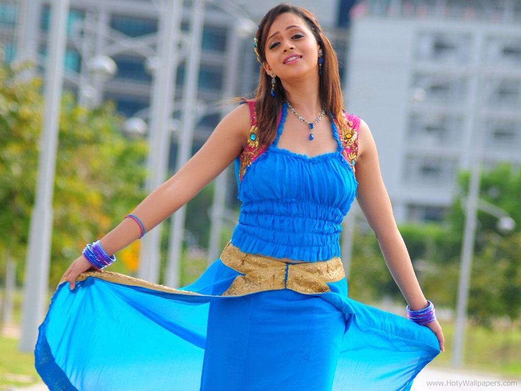 Bhavana Balachandran South Indian Actress Wallpapers - Bhavana Hot Wallpapers Hd - HD Wallpaper 