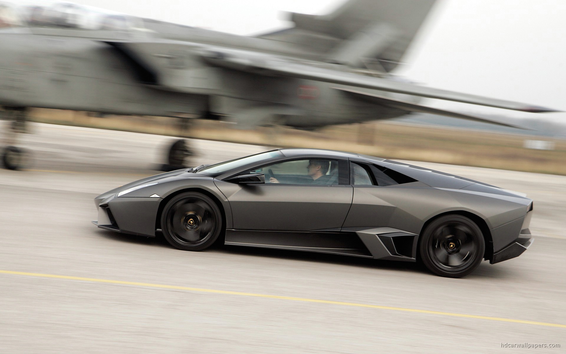 Lamborghini Reventon - HD Wallpaper 