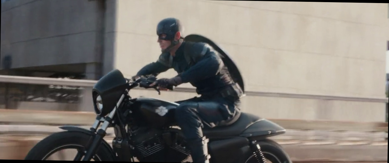 Captain New Bike - Avengers 2 Motorcycle Captain America - HD Wallpaper 