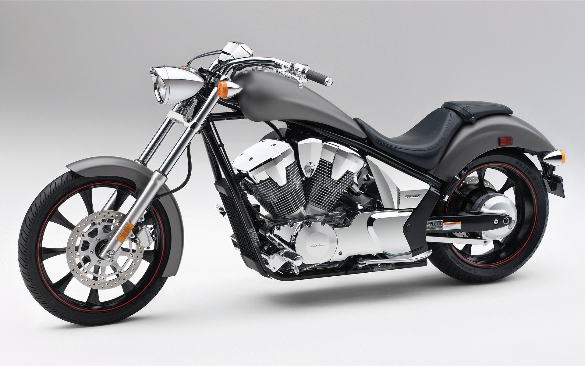 New Bike Images Wallpapers Download - Honda Fury 2010 - HD Wallpaper 