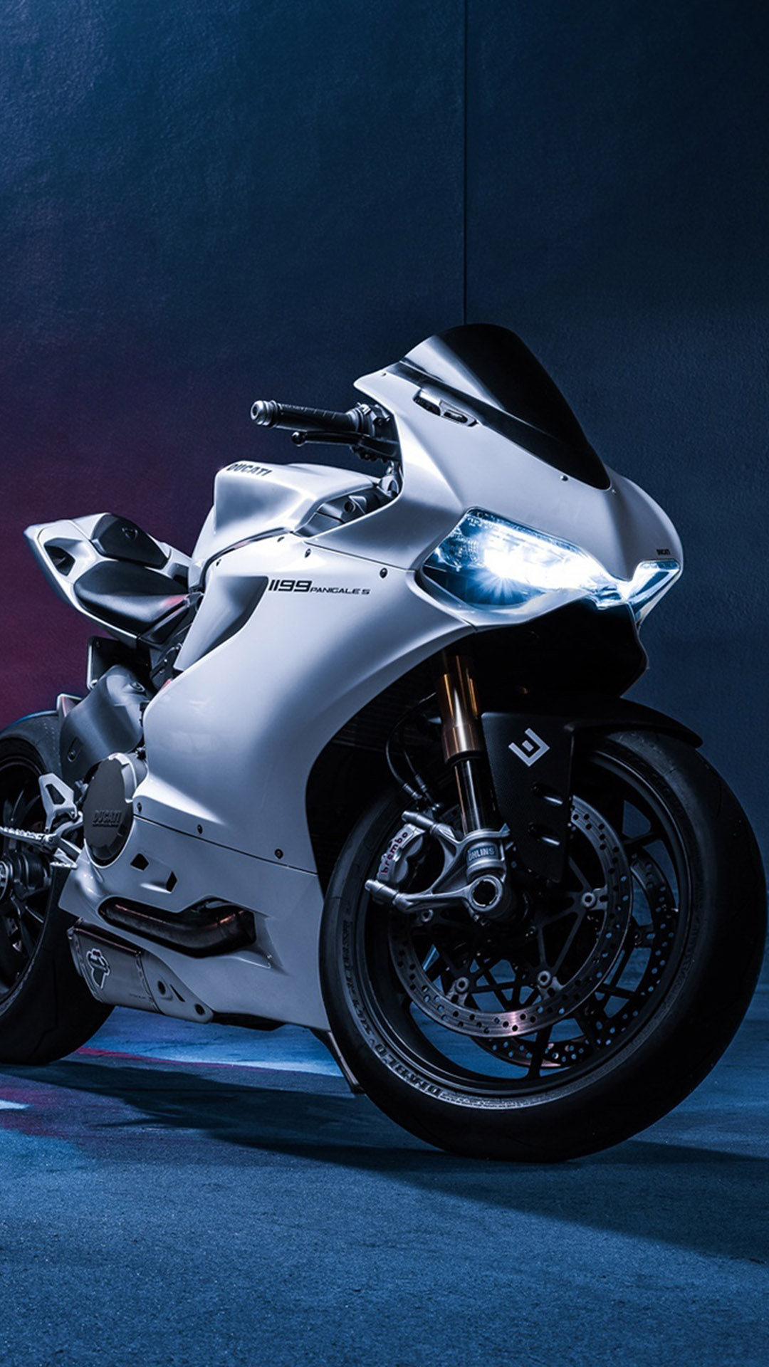 Hd Background Ducati 1199 Panigale S Bike White Front - Ducati Bikes Hd Wallpapers For Mobile - HD Wallpaper 