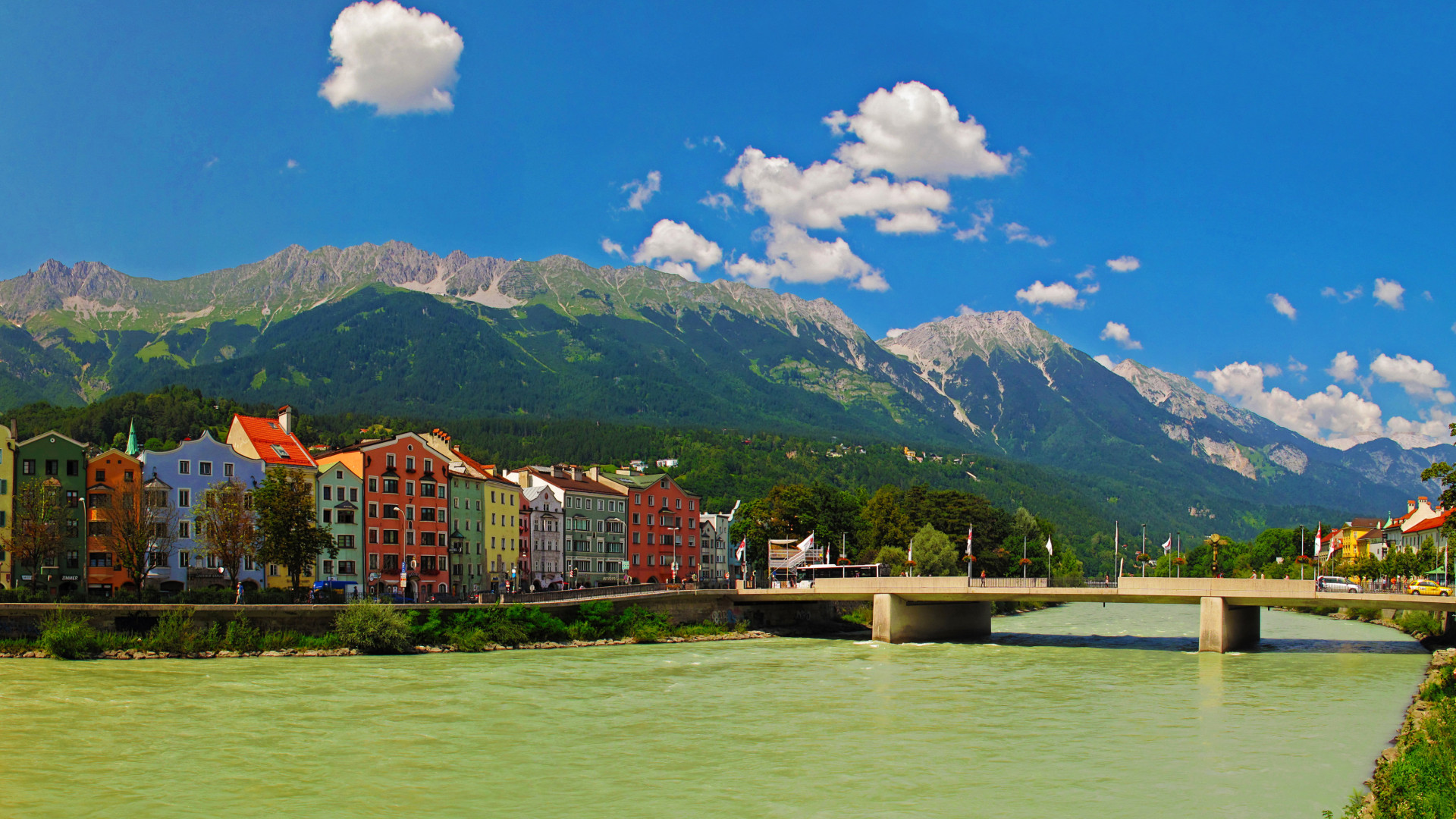 Innsbruck - HD Wallpaper 