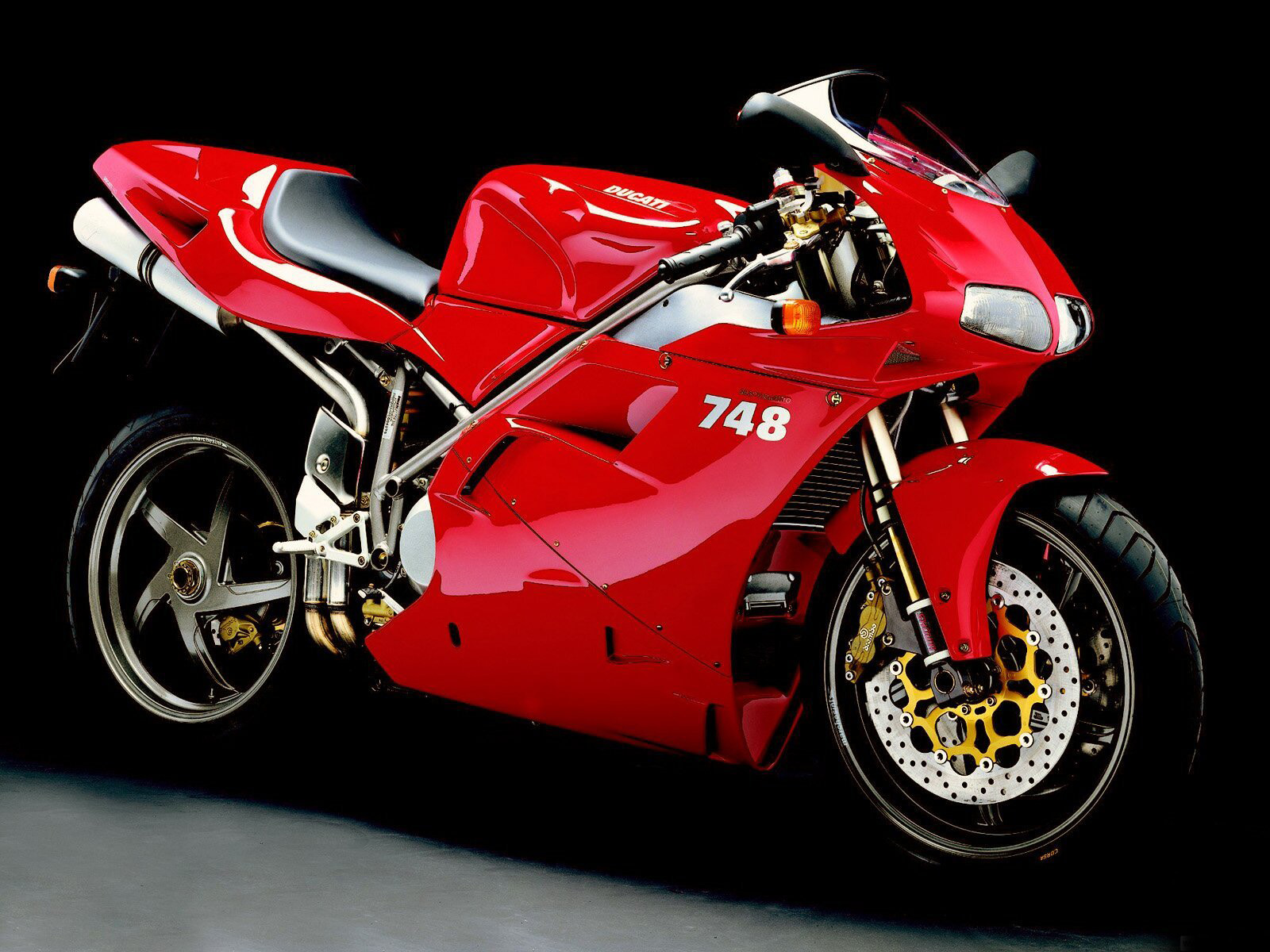 Desktop New Bike Images Download - Ducati 748 S 2001 - HD Wallpaper 