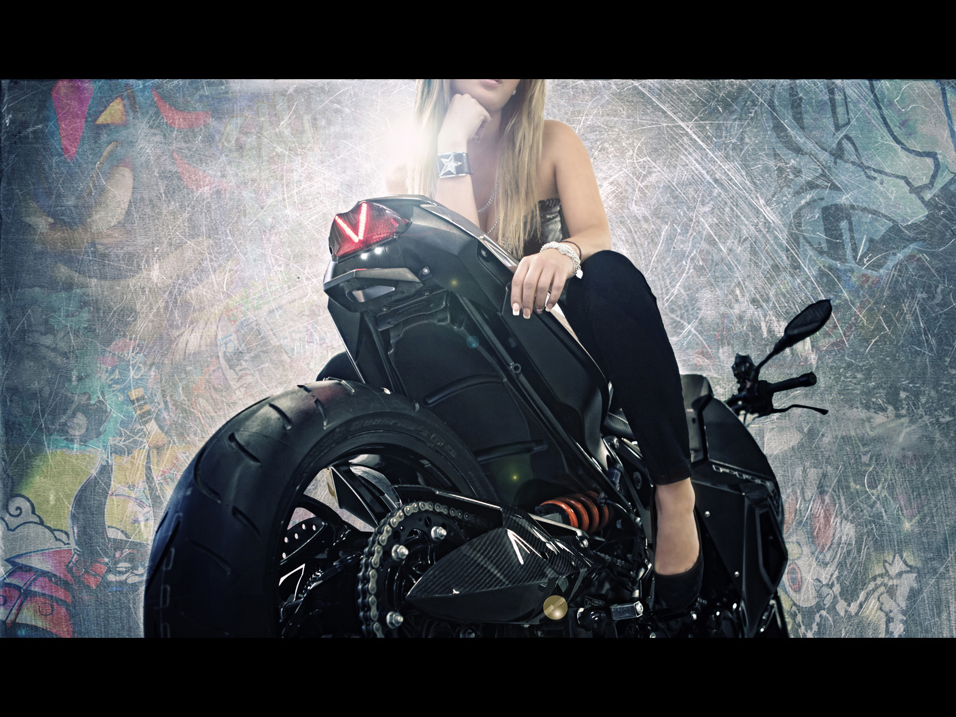 Hot Bike Wallpapers - HD Wallpaper 