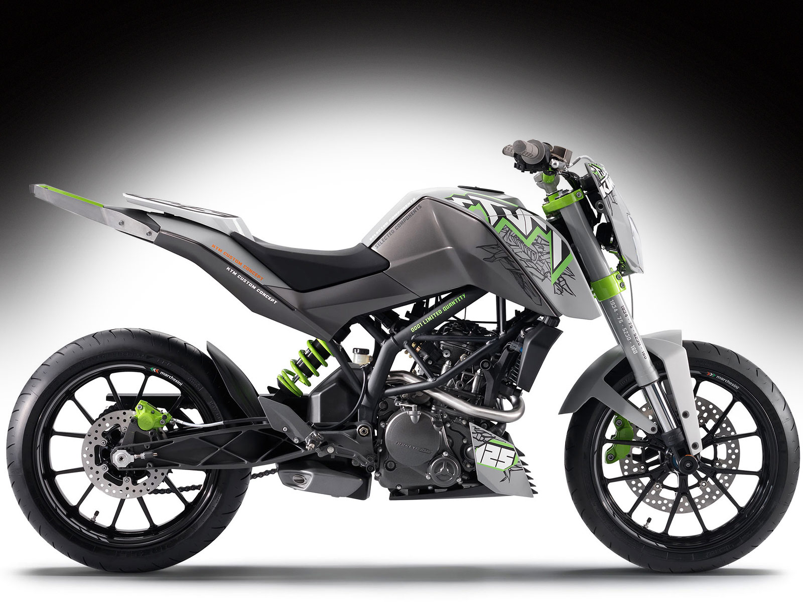 Desktop Bajaj Bike Picture Download - Ktm 125 Duke Custom - HD Wallpaper 