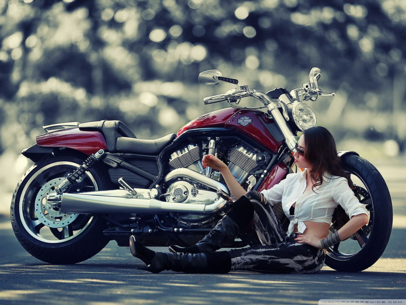 Bullet With Girl Hd - HD Wallpaper 