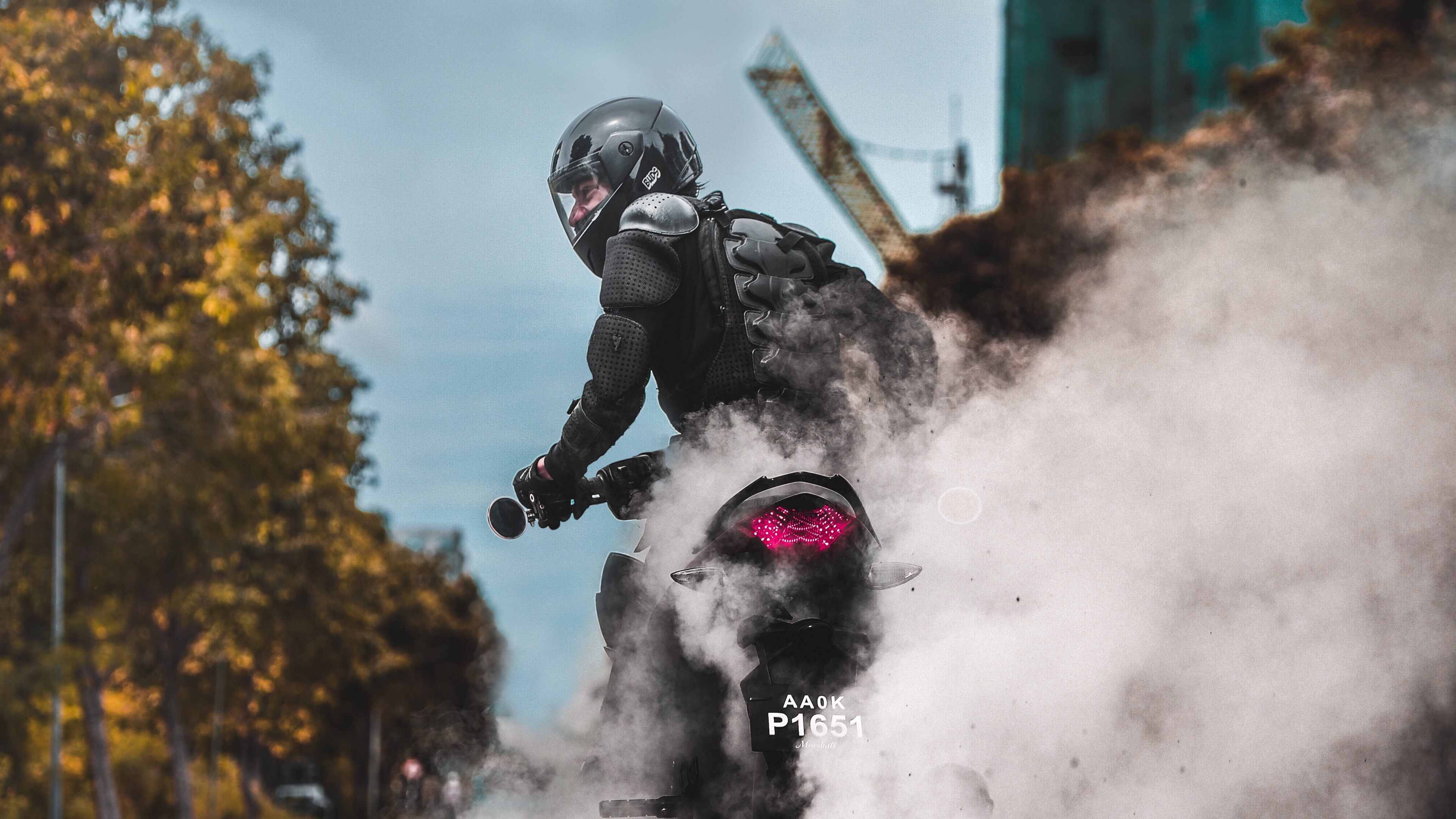 Wallpaper Biker, Motorcycle, Drift, Smoke, Bike - 4k Pc Bike Stunt -  3840x2160 Wallpaper 