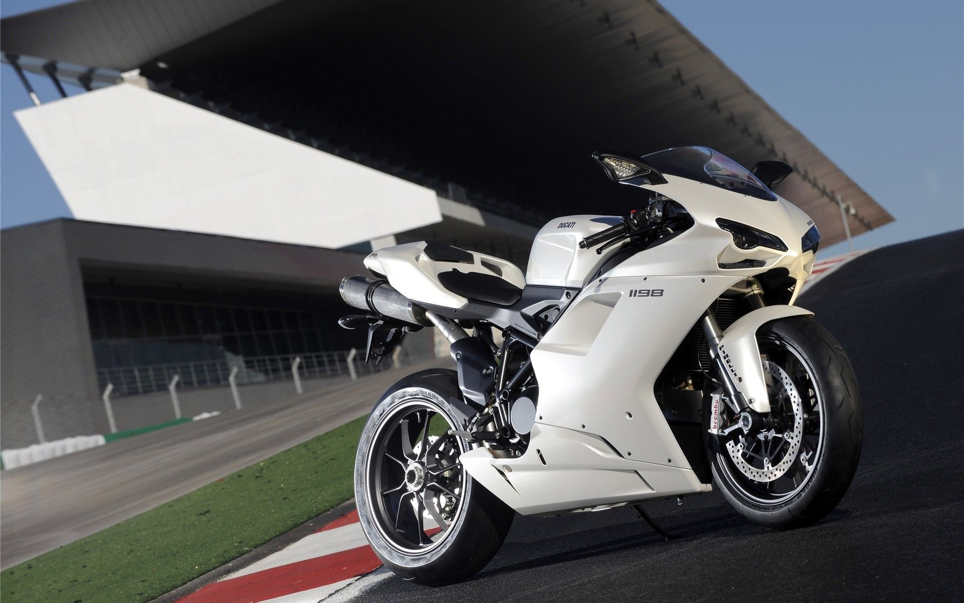 Ducati 1299 Panigale R White - HD Wallpaper 