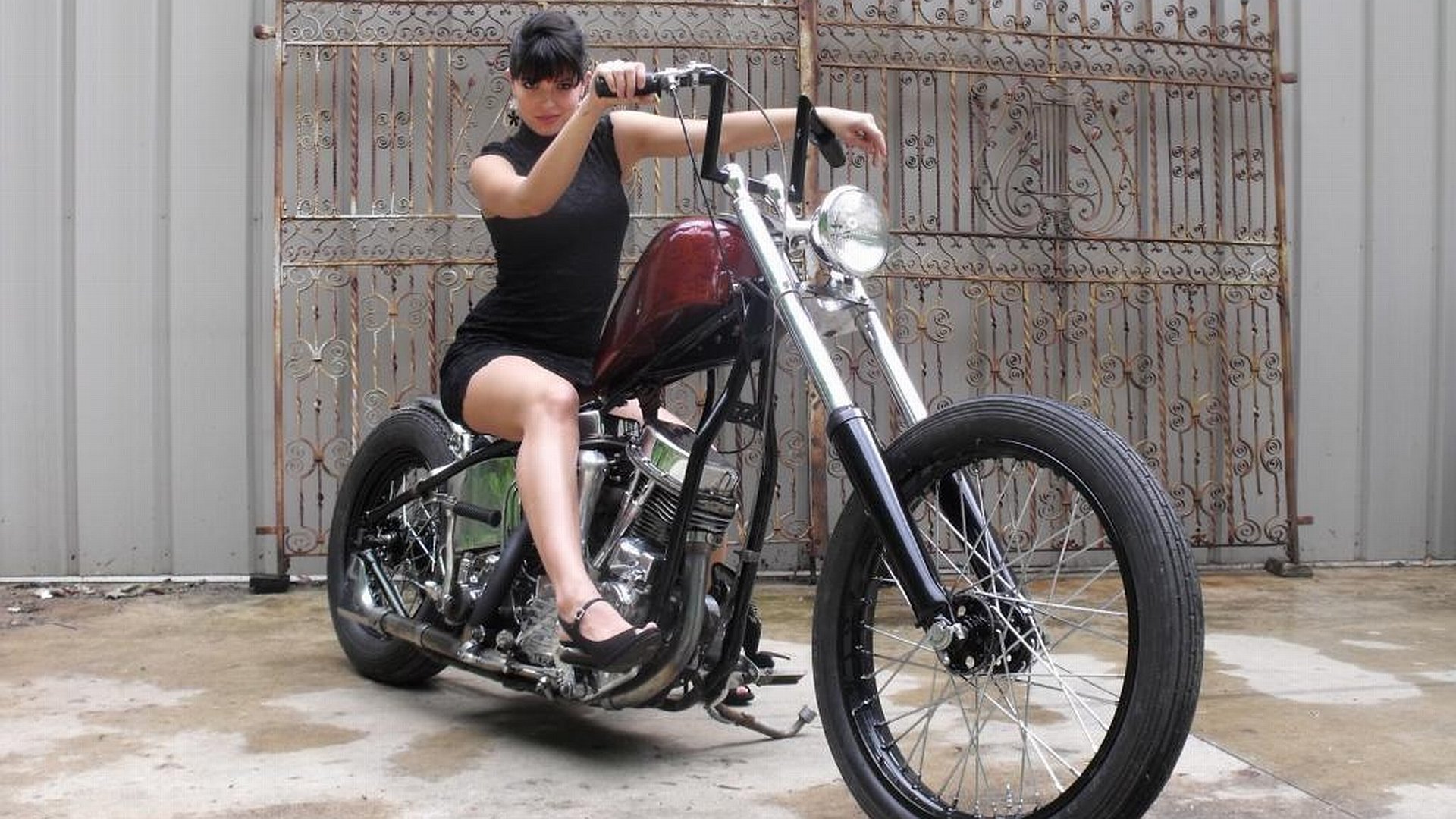 Free Girls And Bike High Quality Wallpaper Id - Girls & Motorcycles - HD Wallpaper 