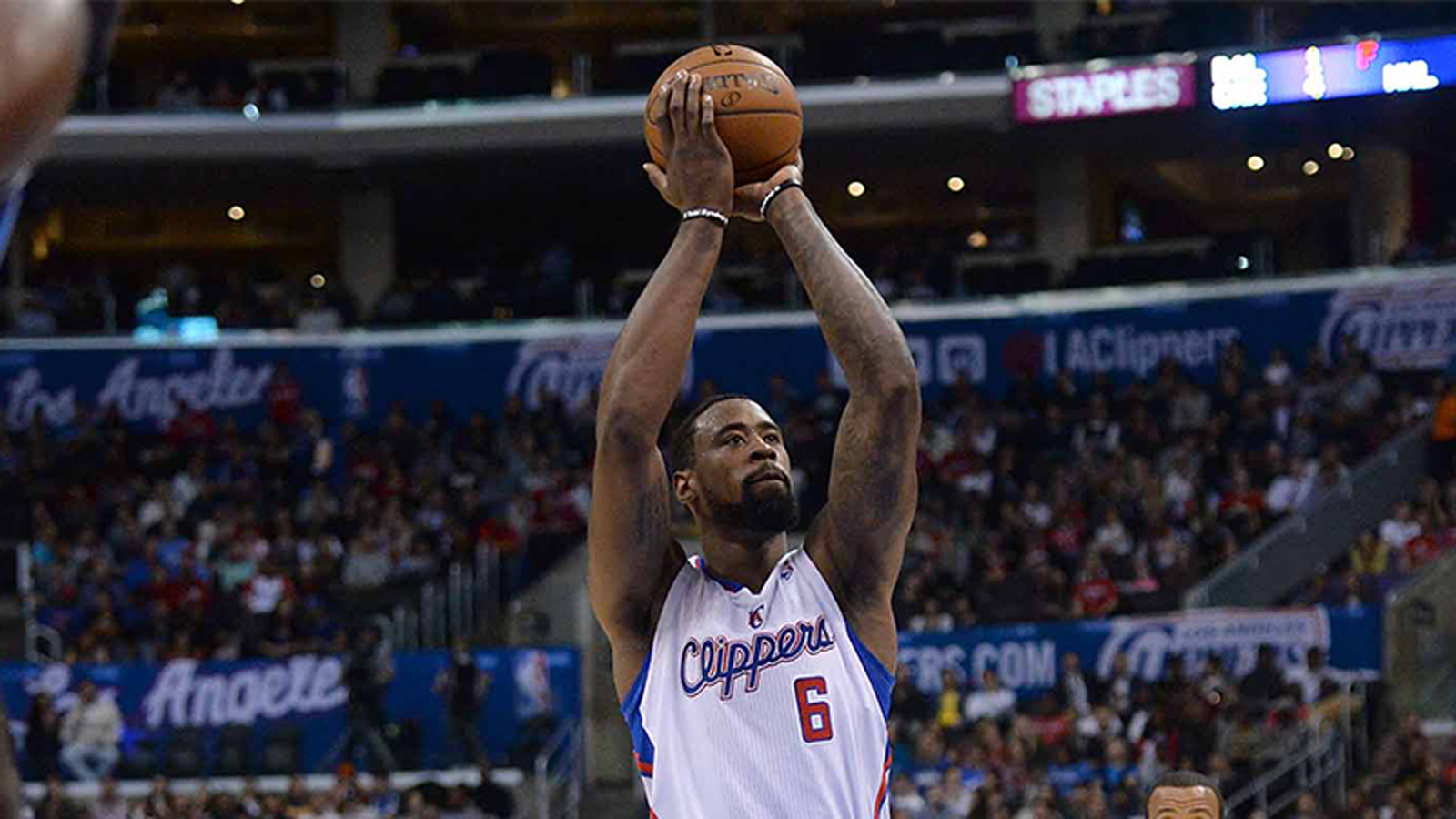 Deandre Jordan Shooting Form - HD Wallpaper 