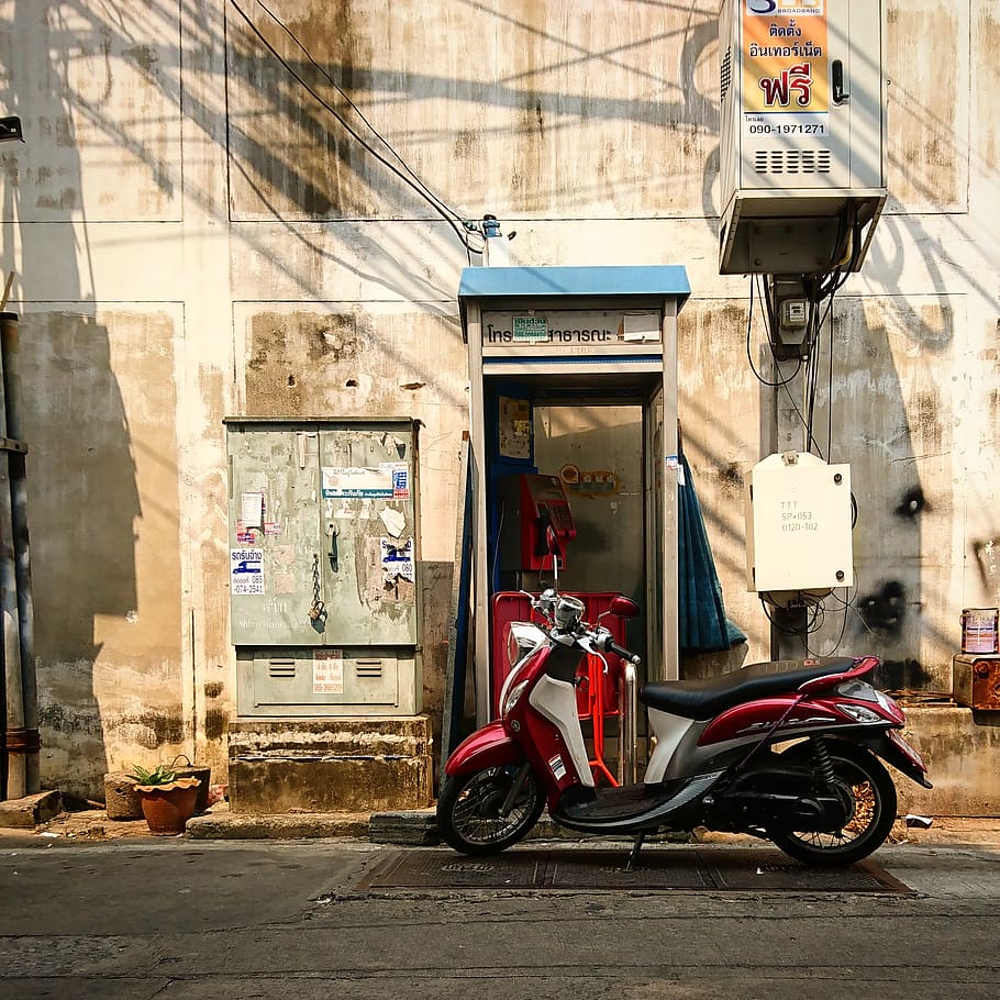 Street, Bike, Motorcycle, Day, Noon, Dirty, Cable, - Scooter - HD Wallpaper 