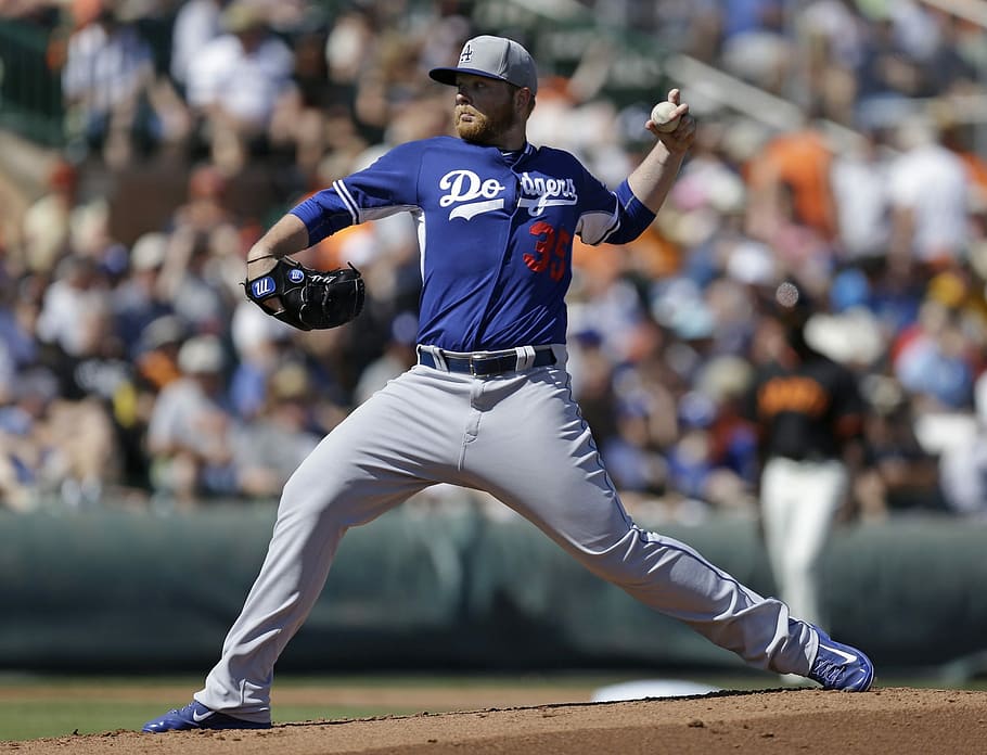 Baseball Player Throwing Ball, Los Angeles Dodgers - Equipamento De Baseball - HD Wallpaper 