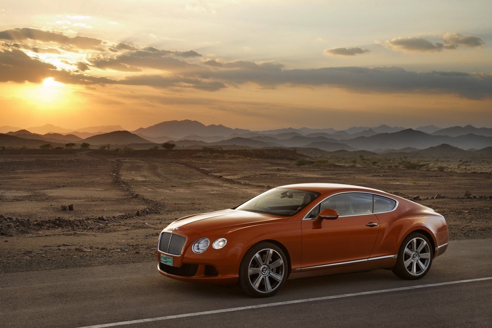 Bentley Continental Gt Coupe 2012 - HD Wallpaper 