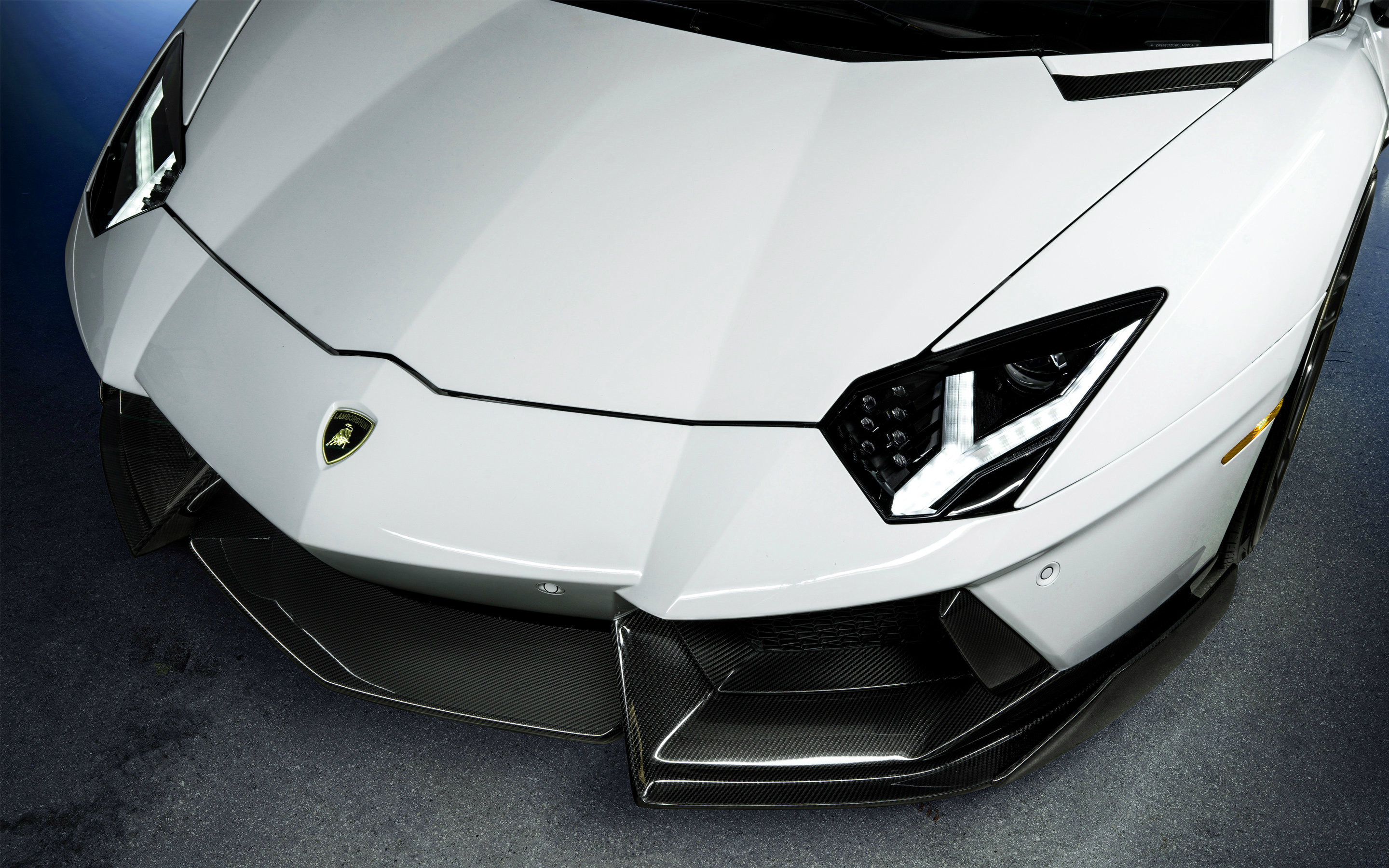 White Lamborghini Wallpapers 4k - HD Wallpaper 