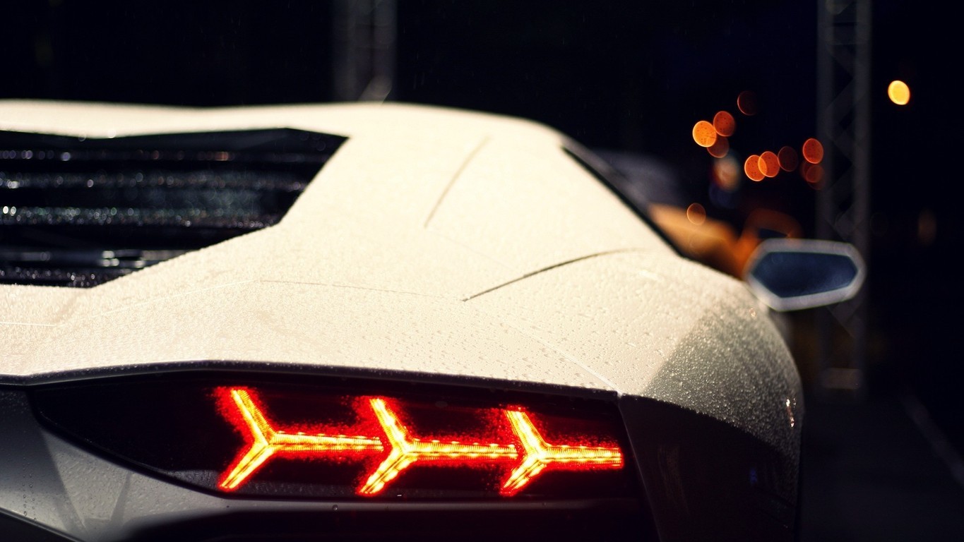 Hypercar Desktop Wallpaper Hd - HD Wallpaper 