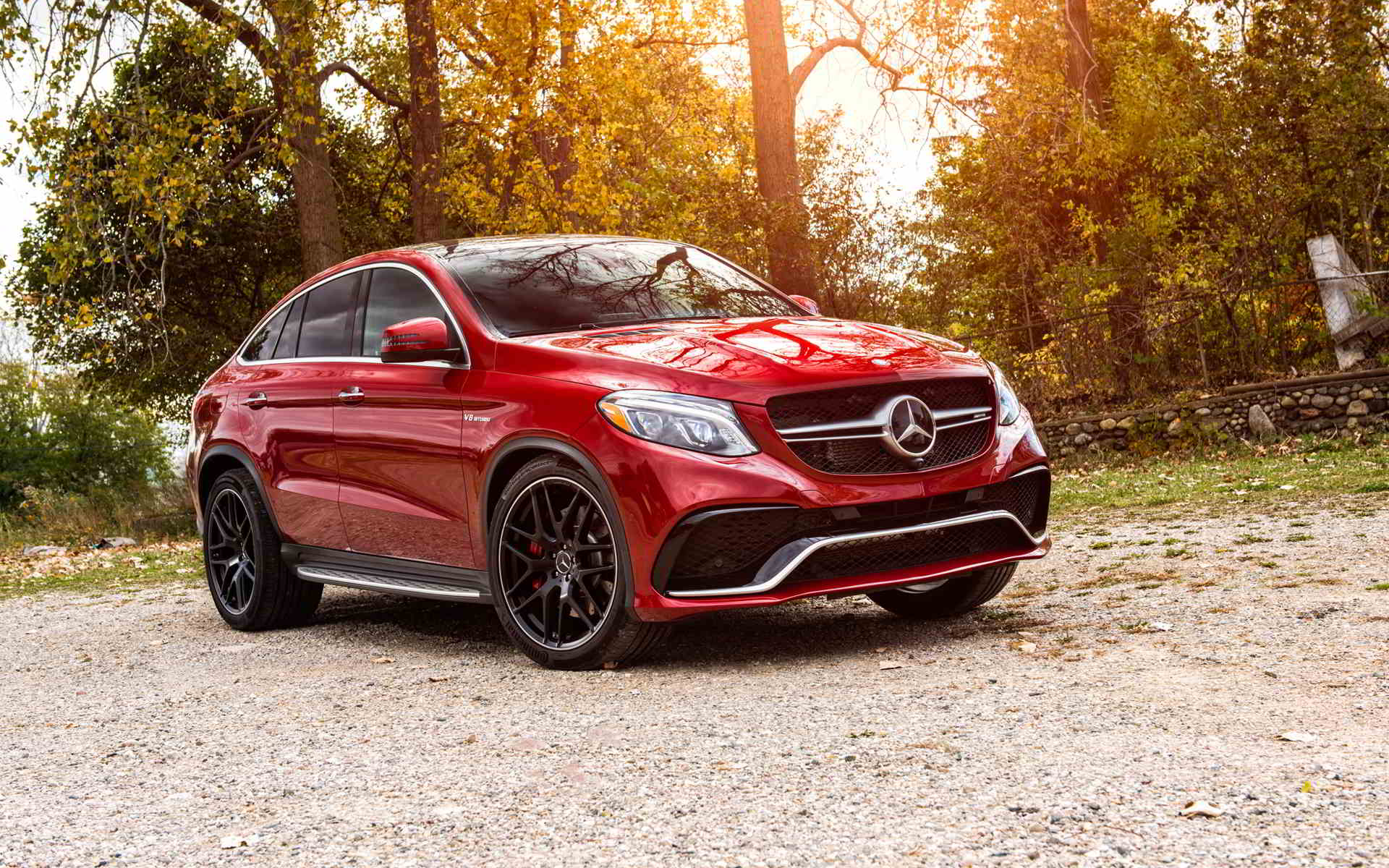 Red Mercedes Amg Car Wallpaper - Mercedes Gle Wallpaper Hd - HD Wallpaper 
