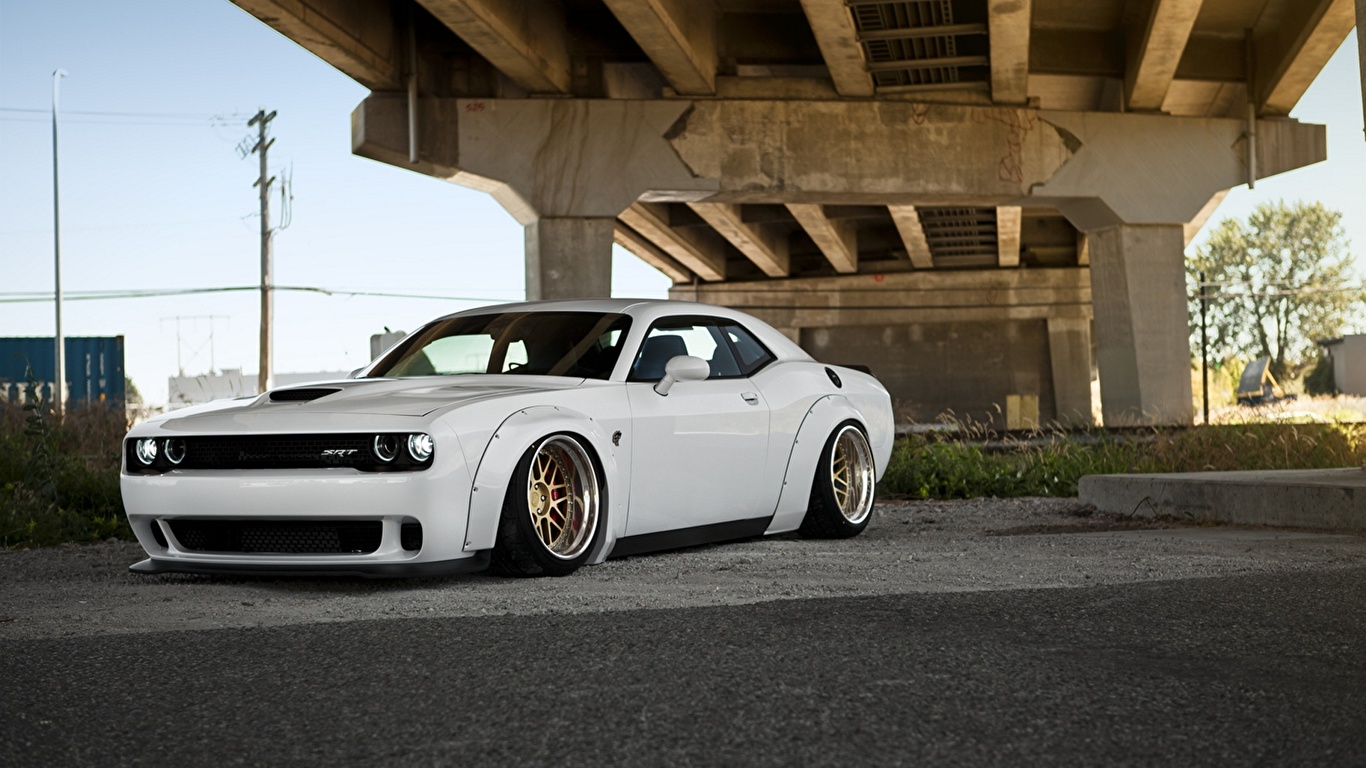 Dodge Challenger Hellcat Stance - HD Wallpaper 