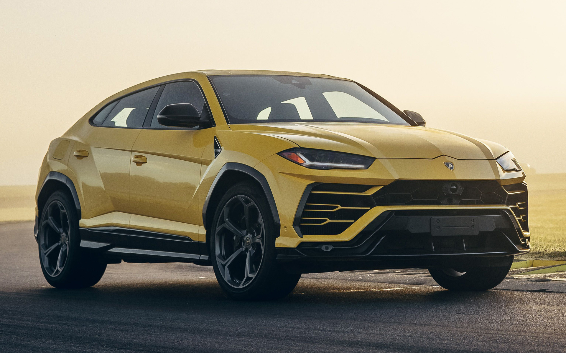 Lamborghini Urus For Sale Uk - HD Wallpaper 