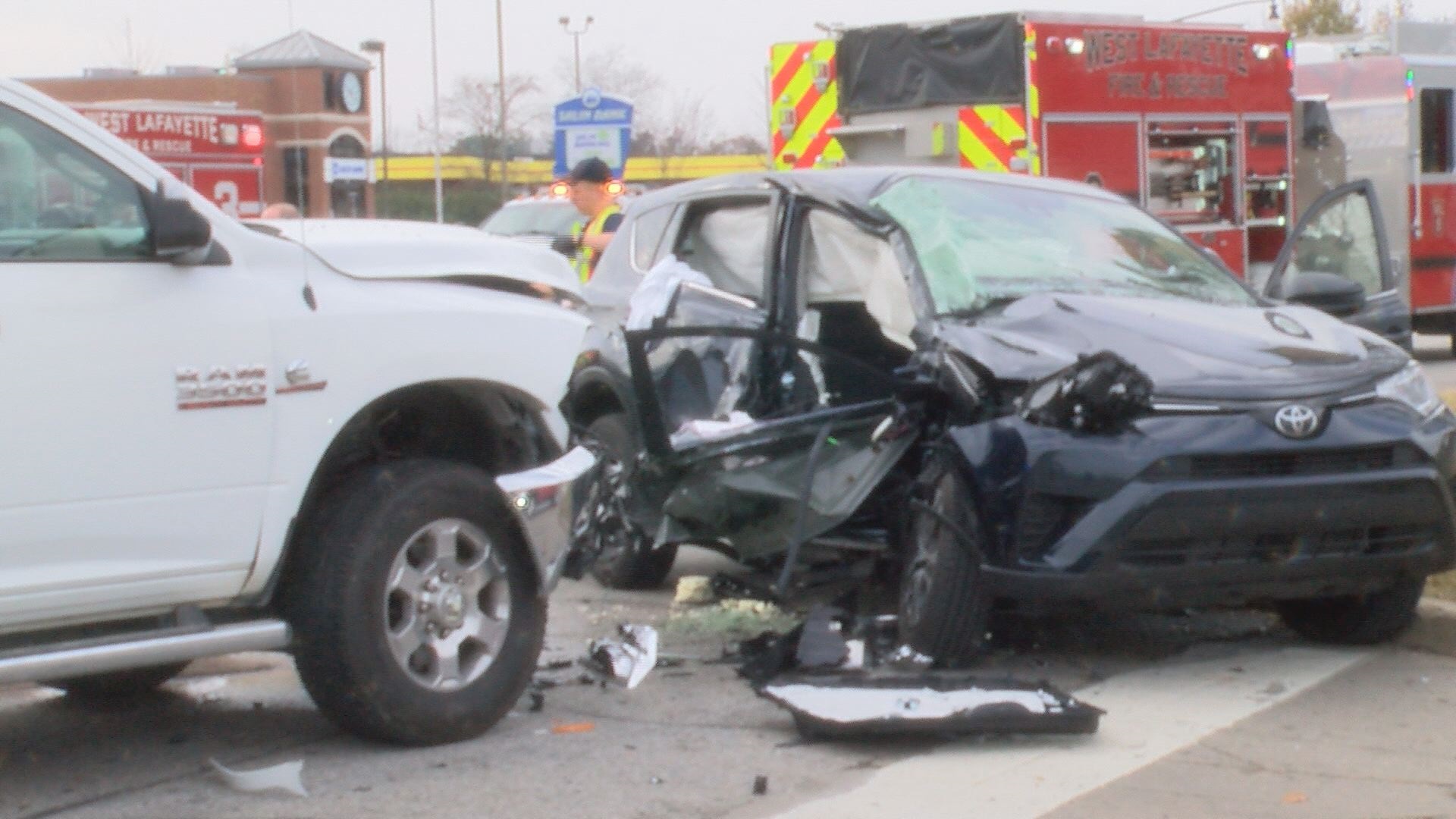 Car Crash Hd - HD Wallpaper 