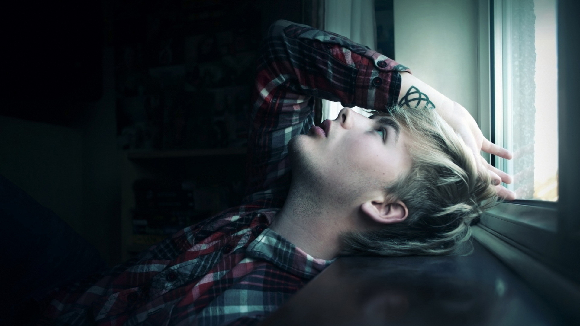 Sad Love Hd Wallpapers Free Download Wallpaperxyz - Ishq Sad Urdu Poetry - HD Wallpaper 