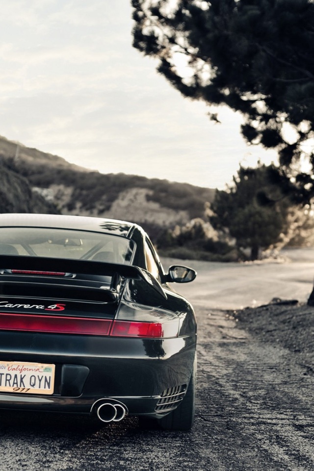 Black Porsche Carrera S Rear Iphone 4 Wallpap - High Resolution Porsche 911 - HD Wallpaper 