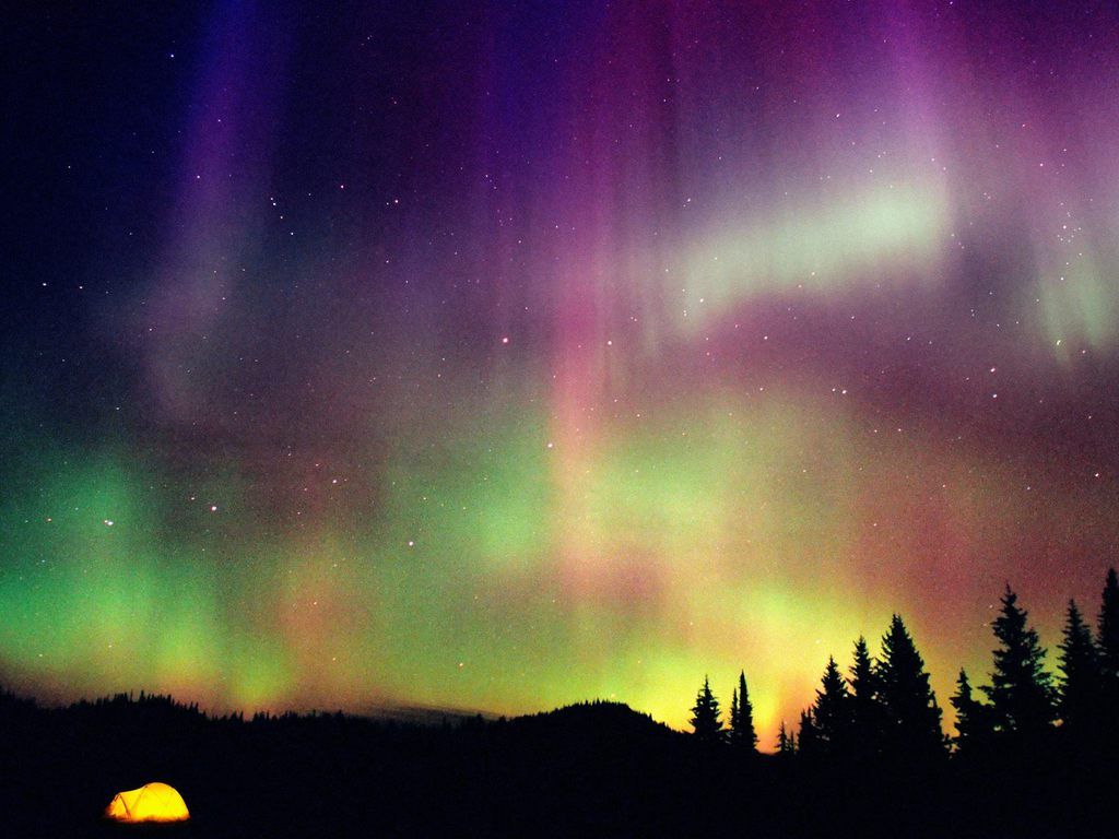 Aurora Borealis Wallpapers Hd - Northern Lights High Quality - HD Wallpaper 