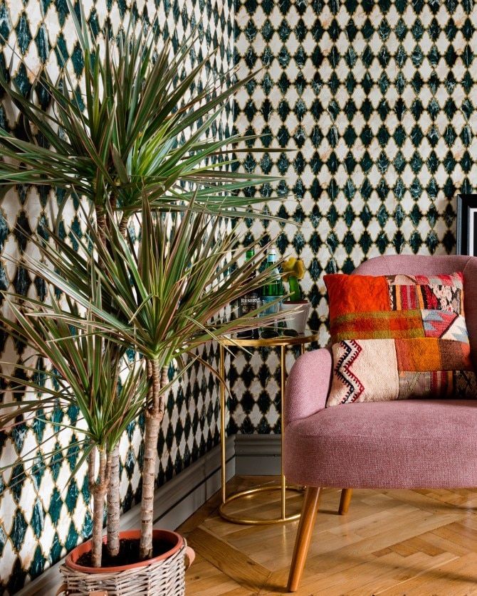 Mind The Gap Wallpaper Emerald - HD Wallpaper 