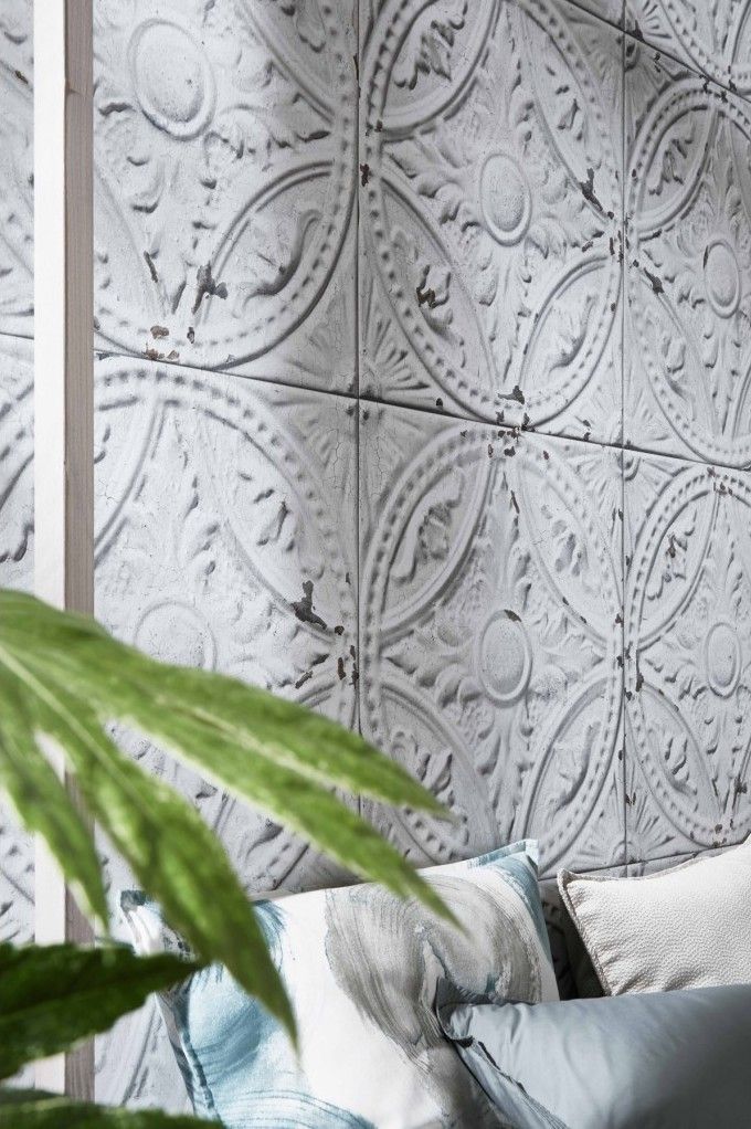 Tin Tiles Van Koziel Behang - HD Wallpaper 