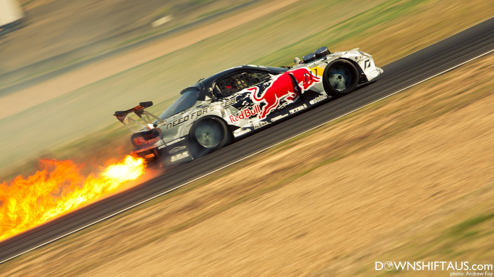 Mazda Rx7 Shooting Flames - HD Wallpaper 