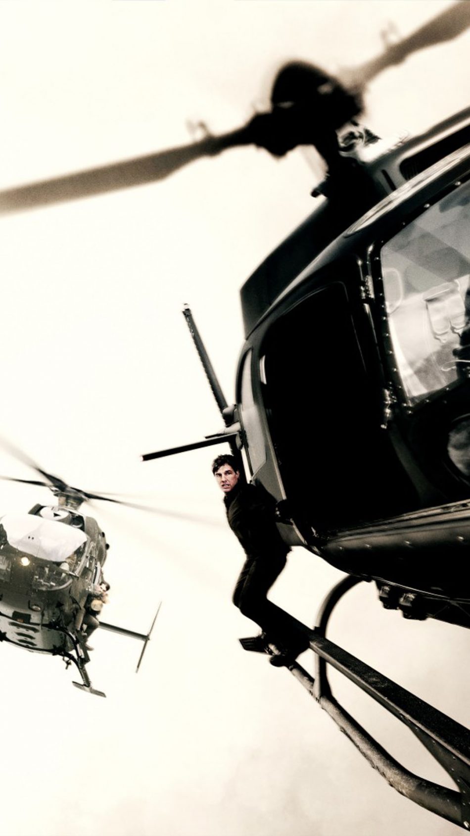 Tom Cruise Chopper Action In Mission Impossible Fallout - Movie Mission Impossible Fallout - HD Wallpaper 