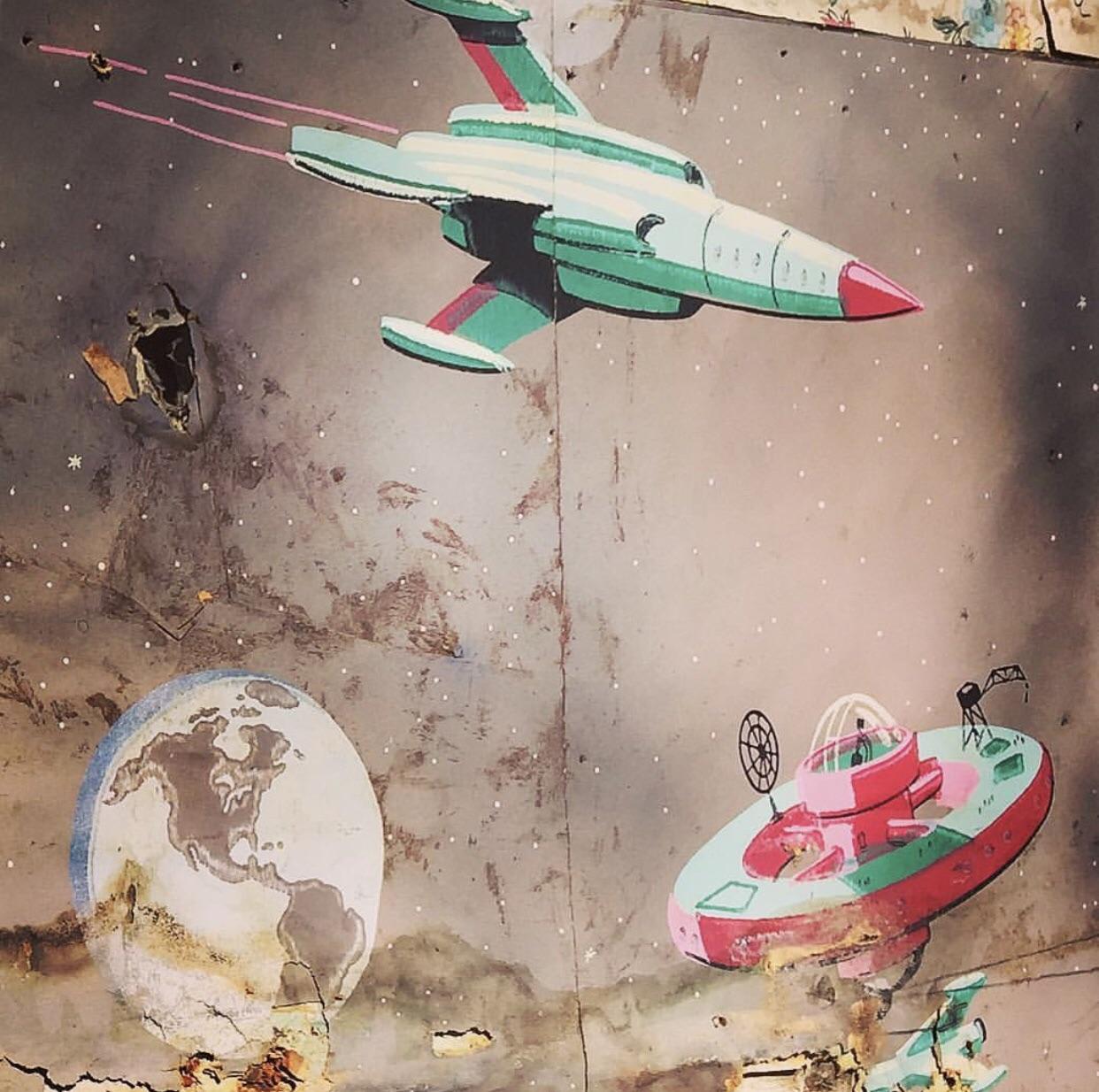 Vintage Space - HD Wallpaper 