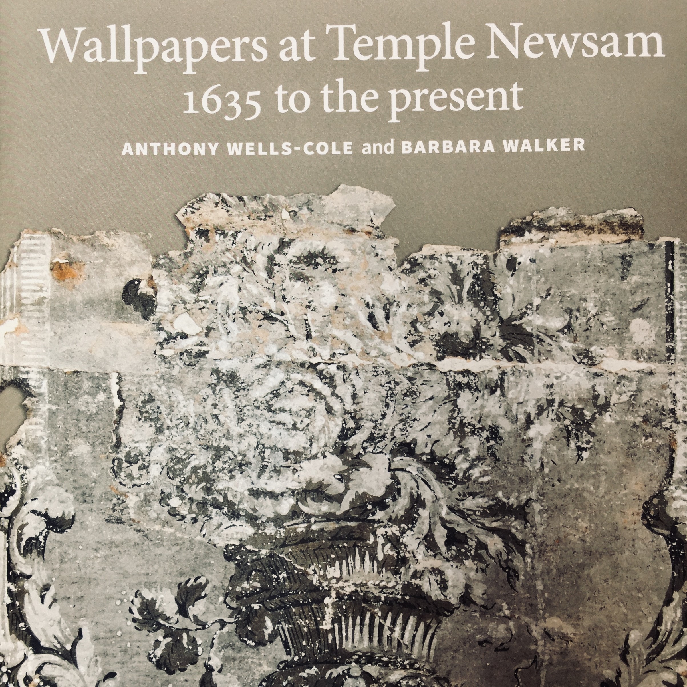 Wallpapers At Temple Newsam - Book Cover - HD Wallpaper 